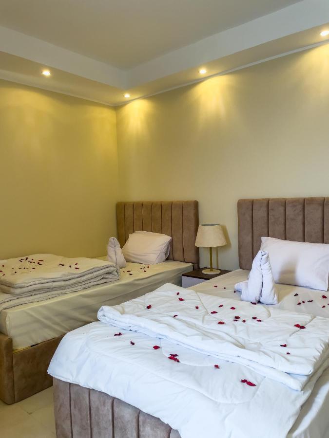 Jumeirah Pyramids View Inn Kafret el-Gabal Exterior foto
