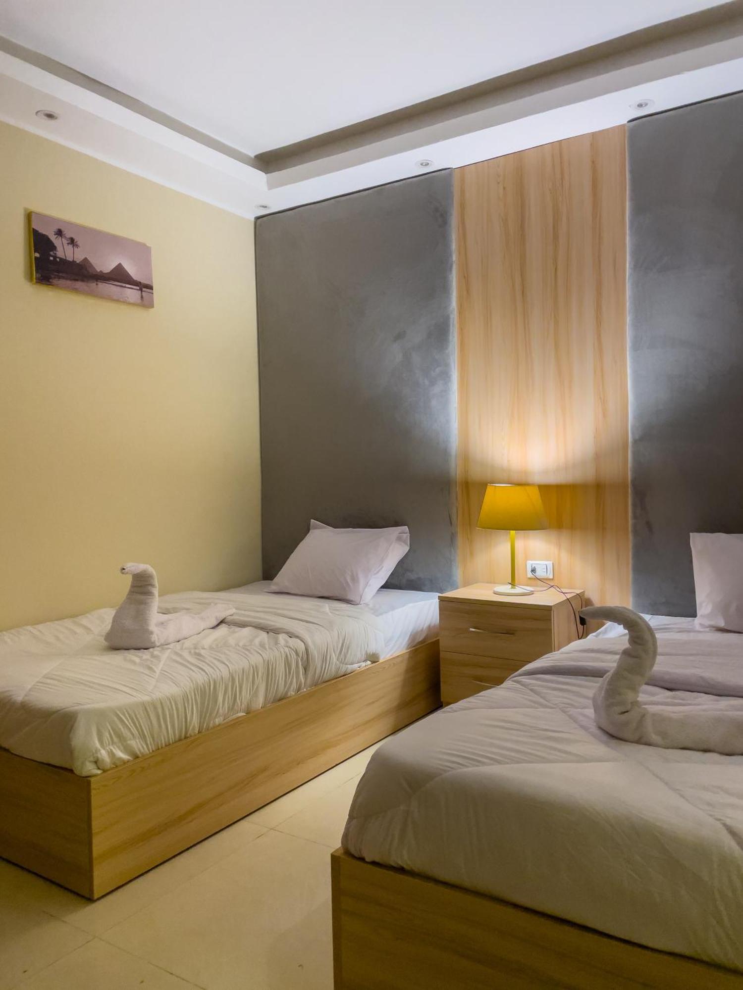 Jumeirah Pyramids View Inn Kafret el-Gabal Exterior foto