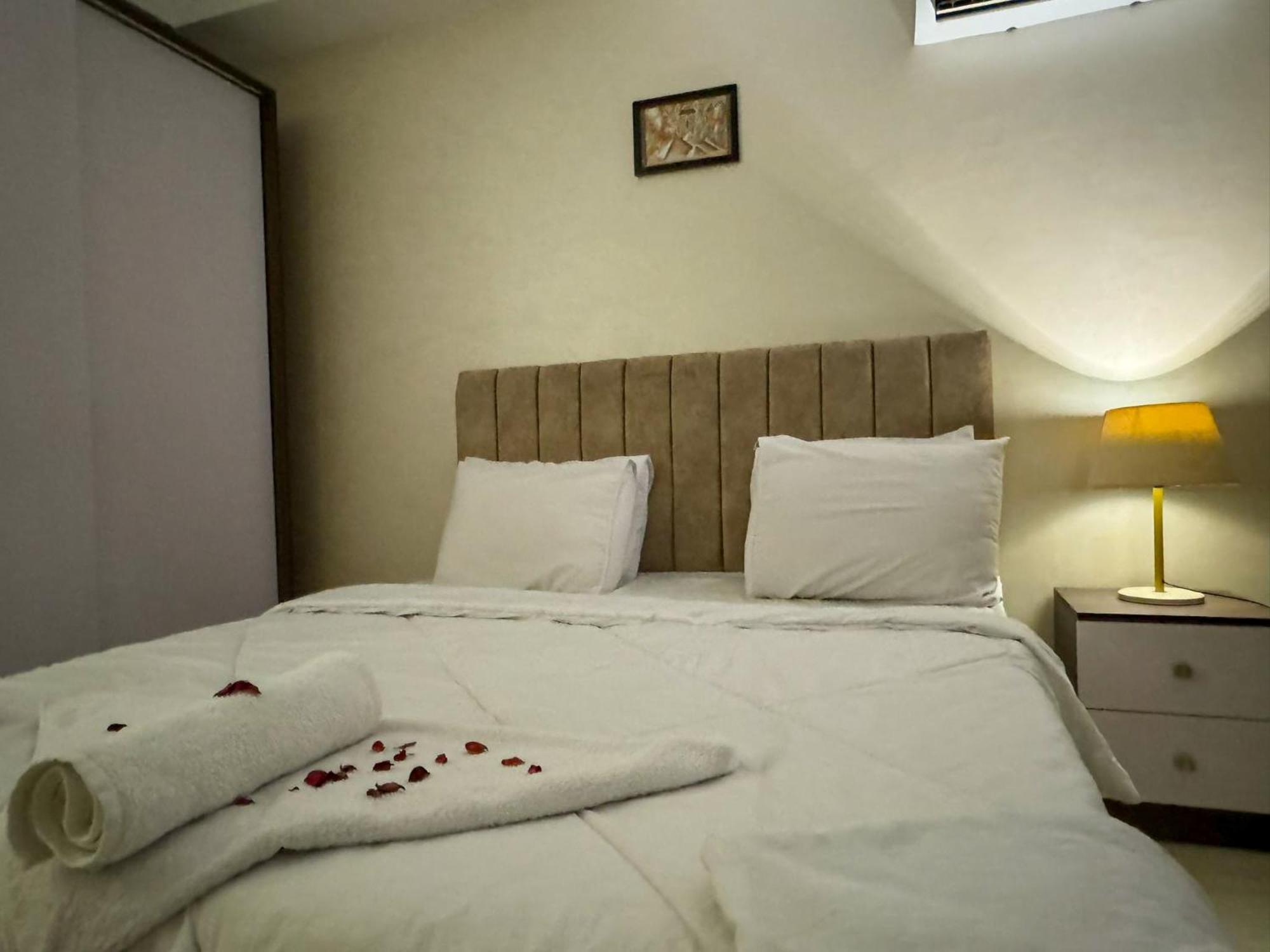 Jumeirah Pyramids View Inn Kafret el-Gabal Zimmer foto